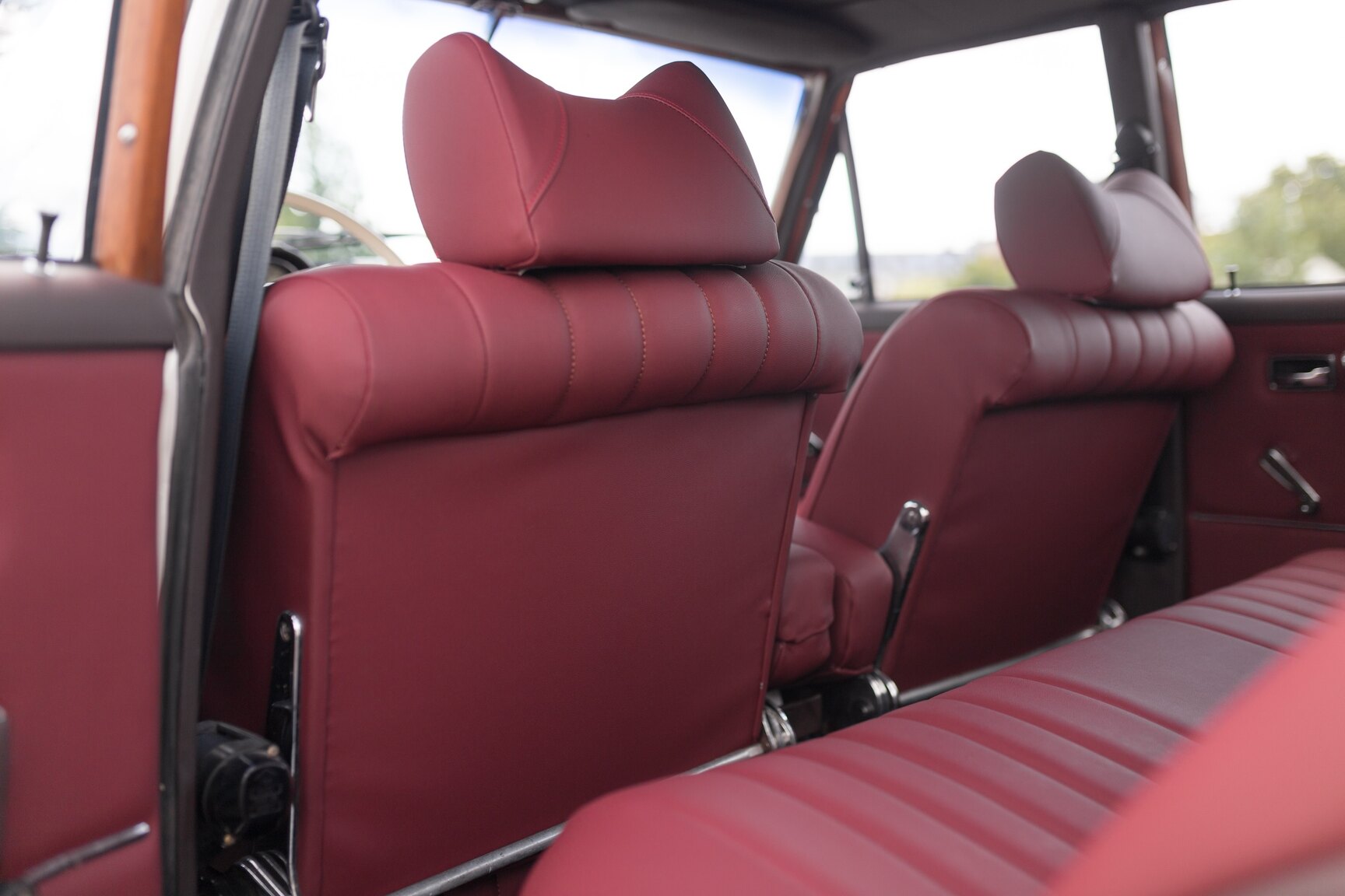 Interiörbild 1966  Mercedes-Benz 250 