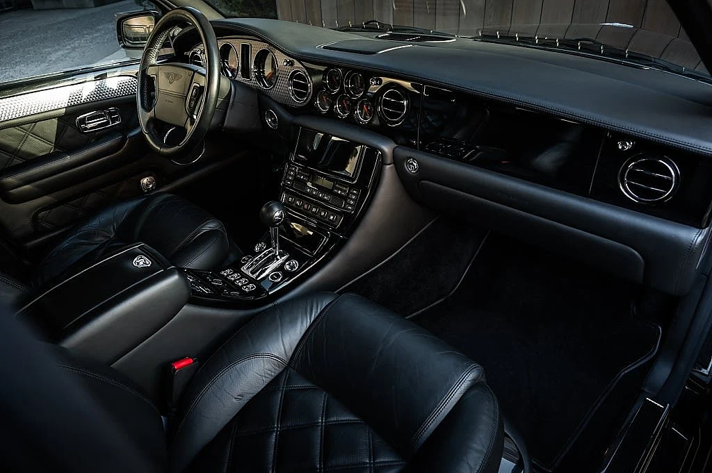 Bild von 2002 Bentley Arnage (33)