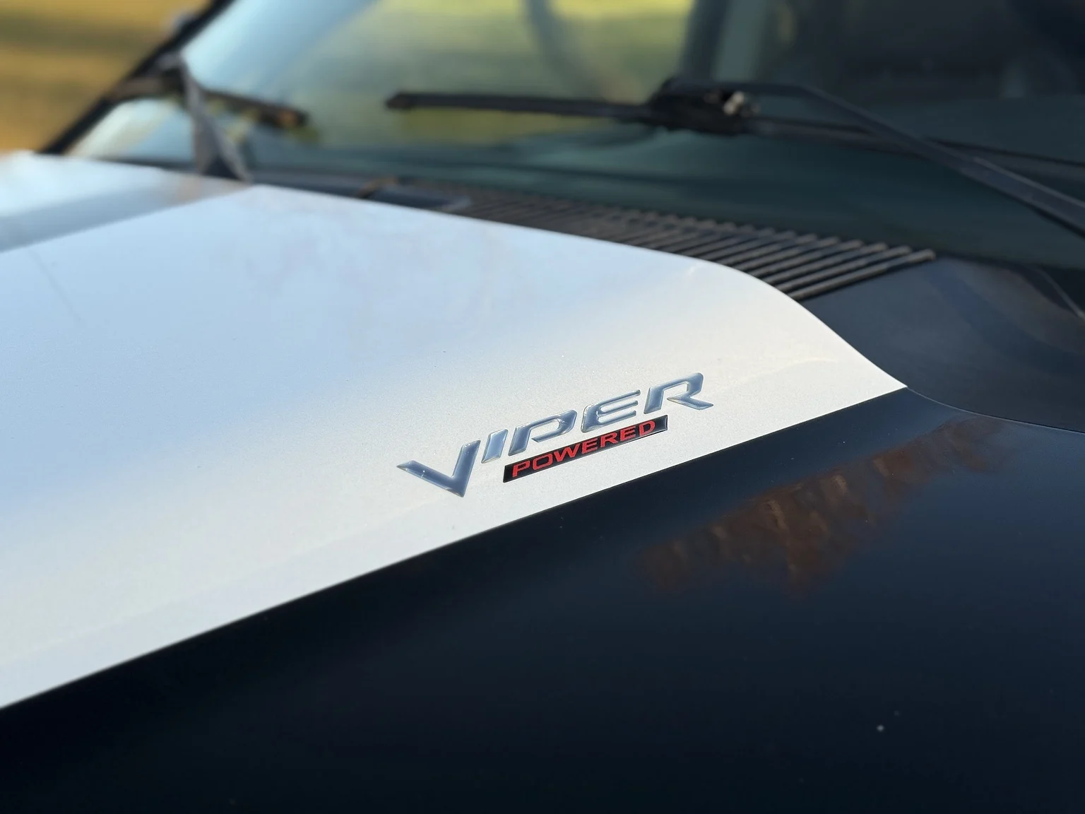 Exterior image of 2004 Dodge Ram SRT-10 (28)