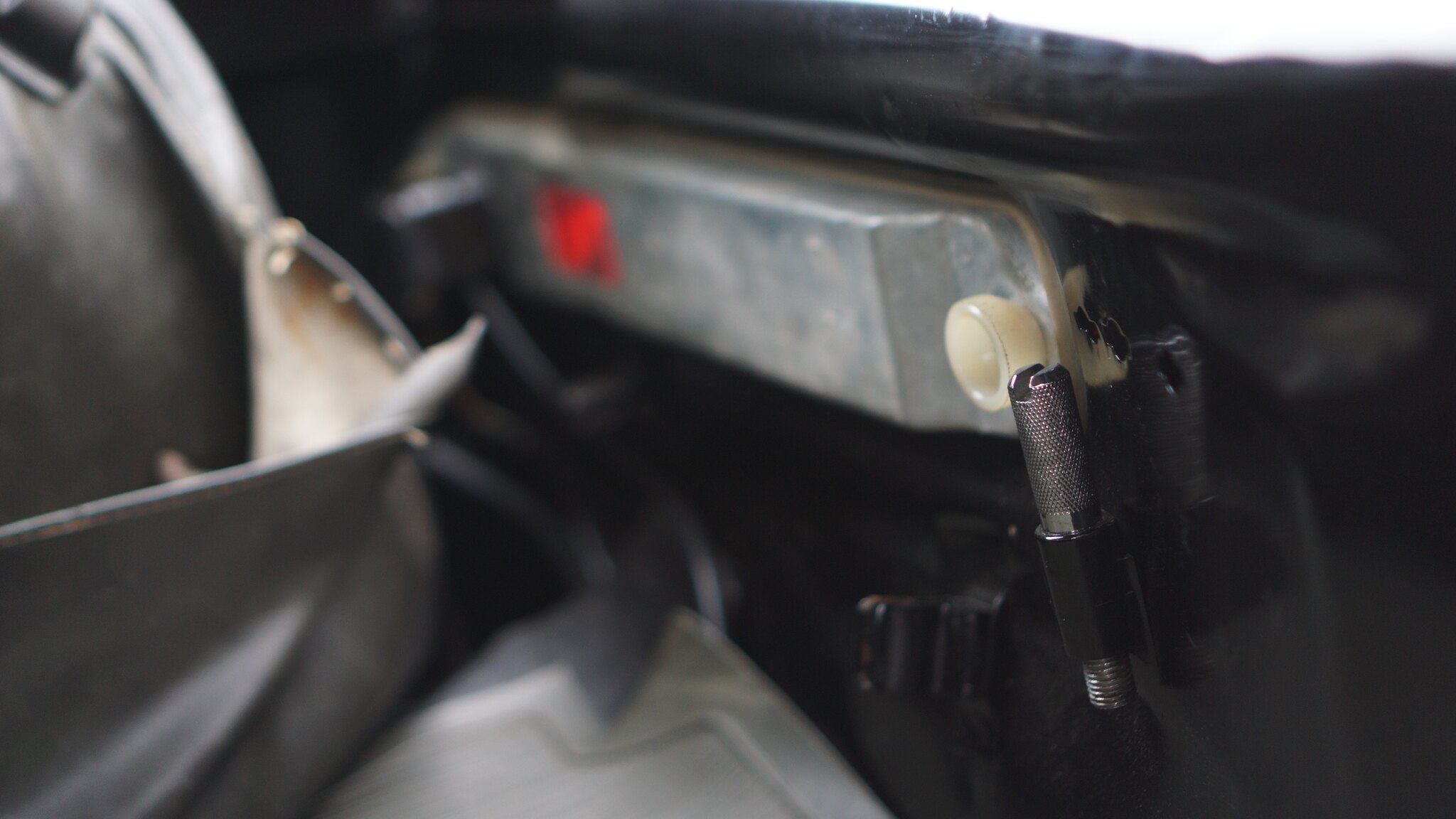 Interior image of 1966 Mercedes-Benz 230 S