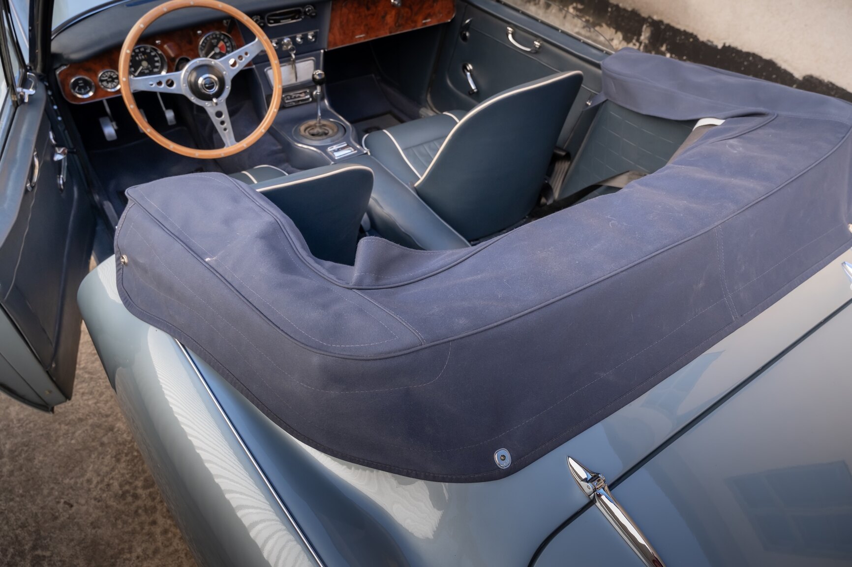 Interior image of 1967 Austin-Healey 3000 MK3 Phase 2