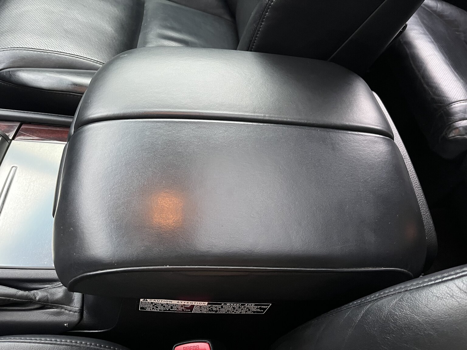 Interiörbild 2011 Lexus LX570