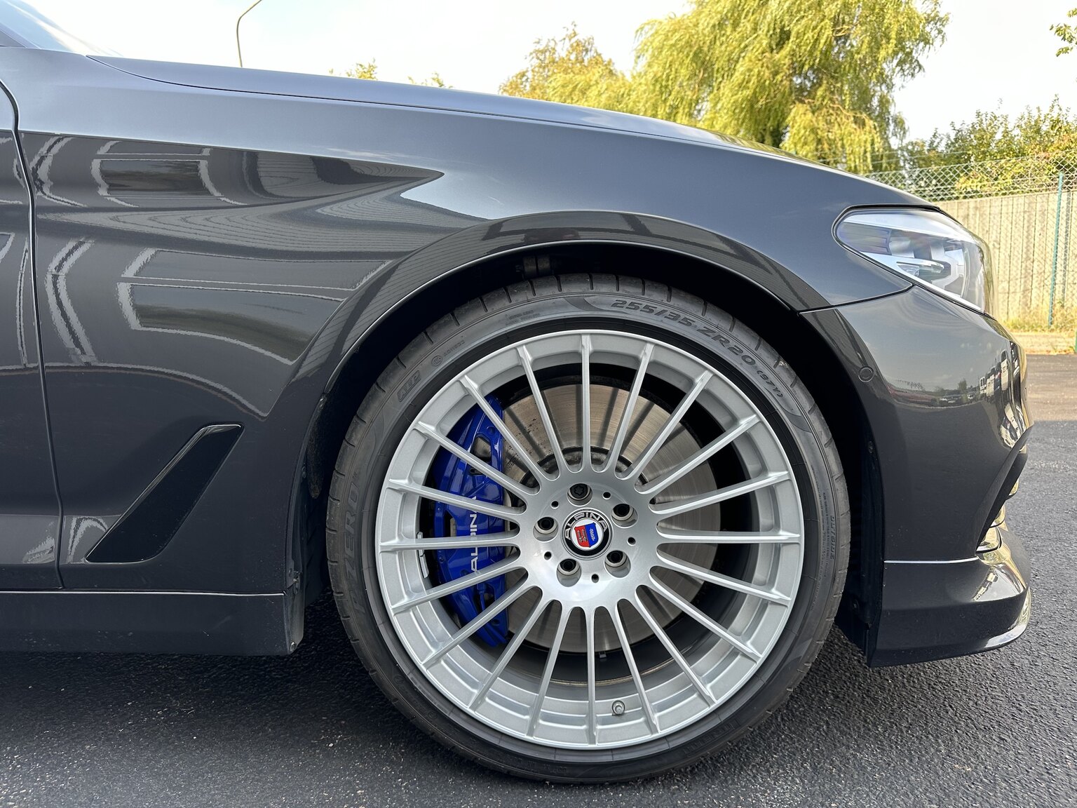 Exterior image of 2019 ALPINA B5 S Bi-Turbo Sedan ALLRAD