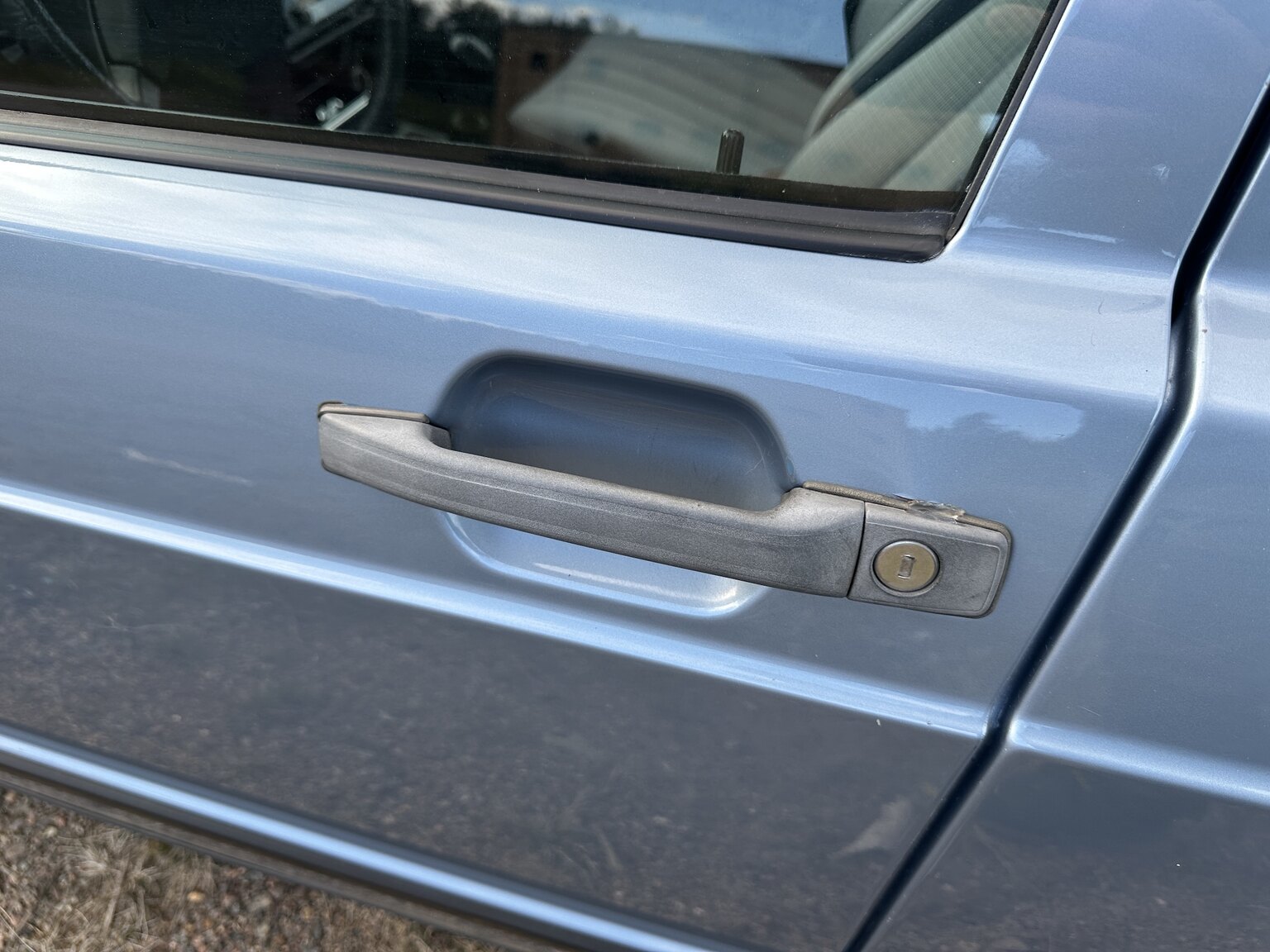 Exterior image of 1988 Mercedes-Benz 190 E