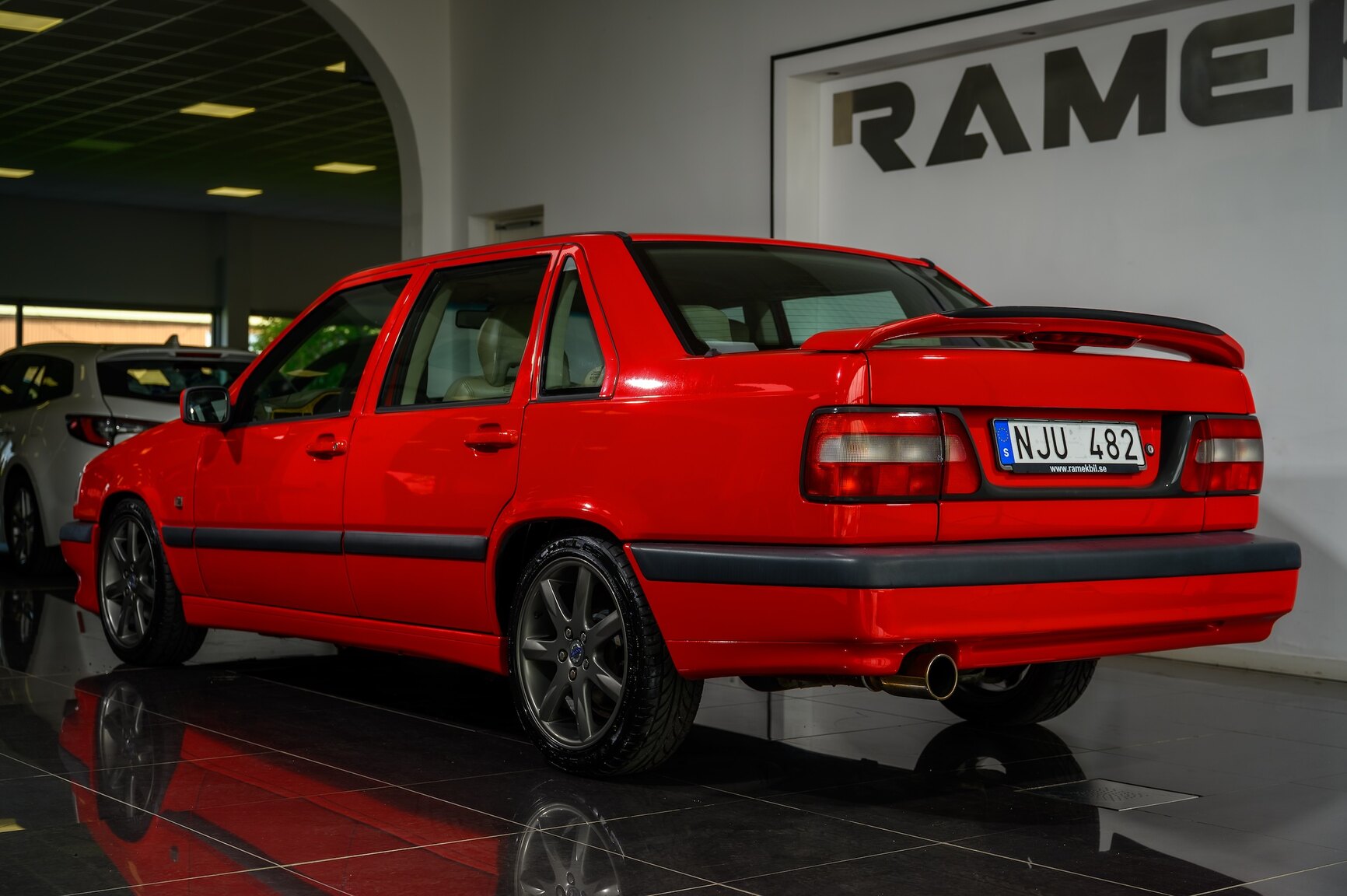 Exteriörbild på 1996 Volvo 850 R