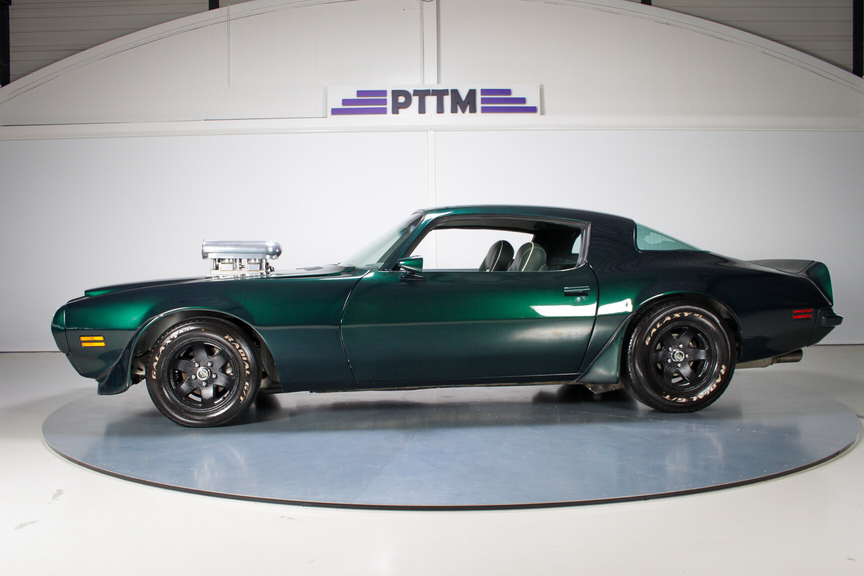Exterior image of 1975 Pontiac Firebird Formula