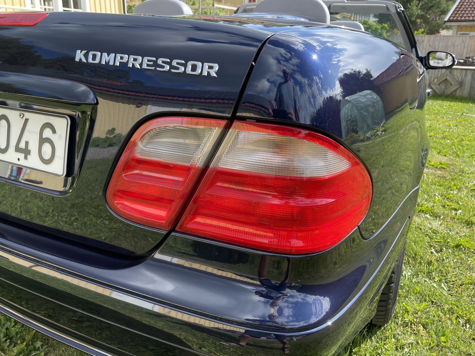 Exteriörbild på 2001 Mercedes-Benz CLK 230 Kompressor