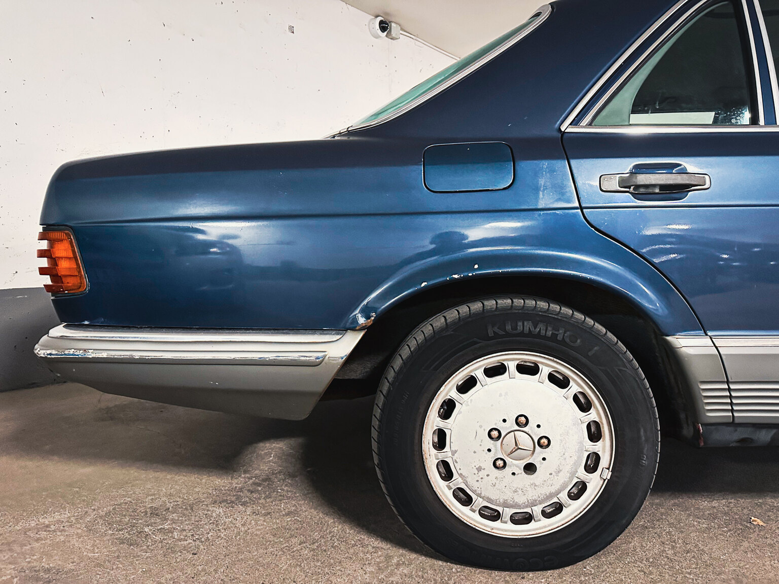 Exteriörbild på 1985 Mercedes-Benz 500 SEL