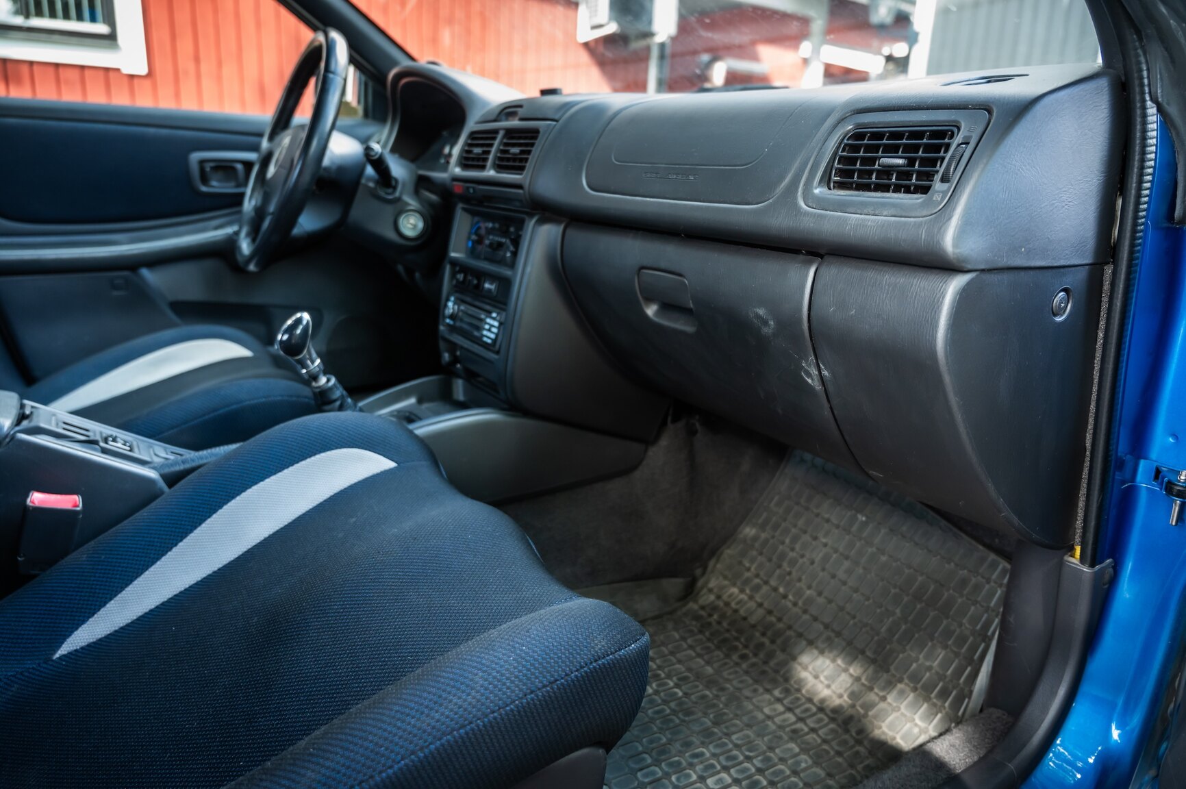 Interiörbild 1999 Subaru Impreza GT