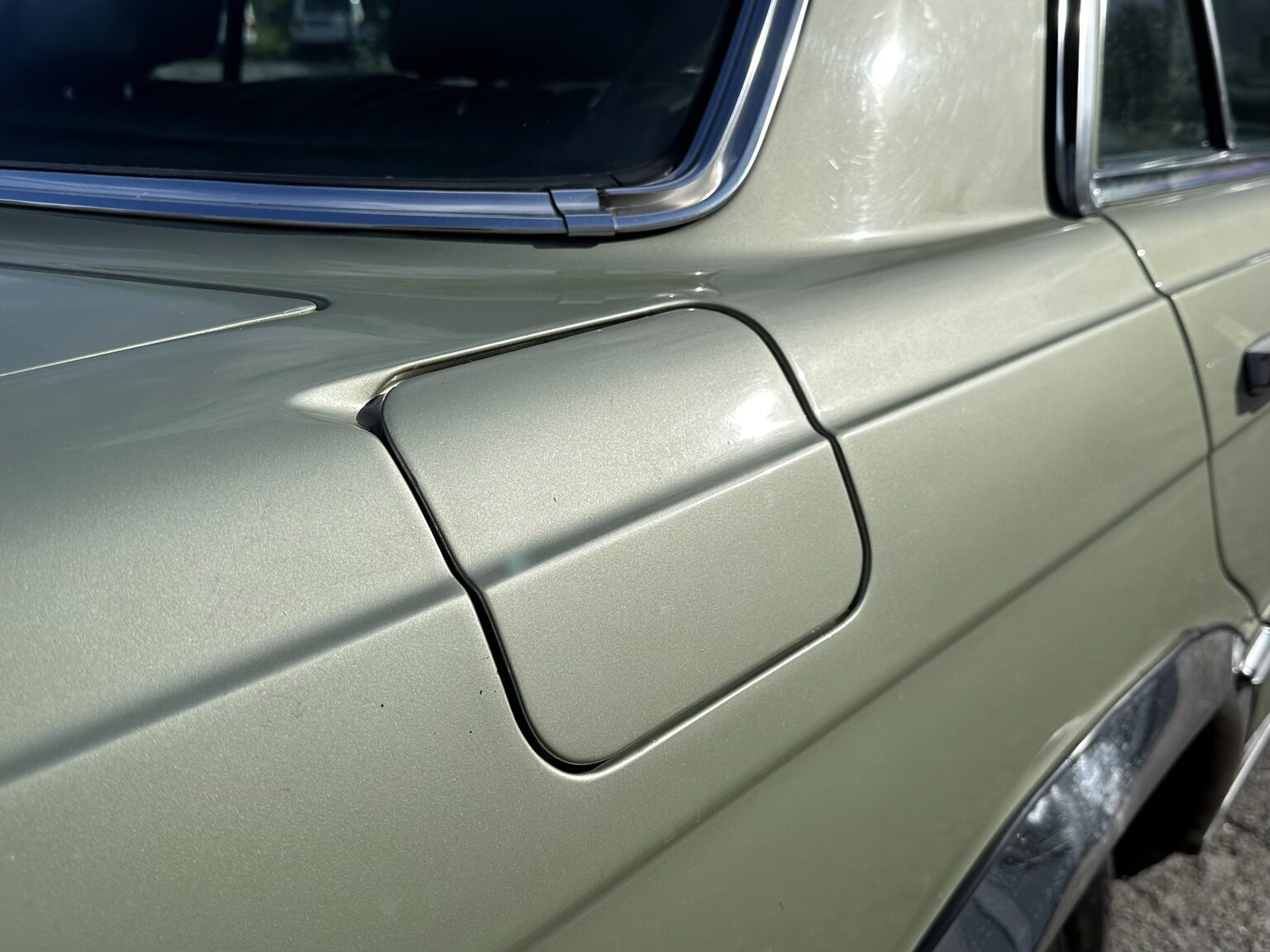 Aussenfoto 1975 Mercedes Benz 450 SEL (47)