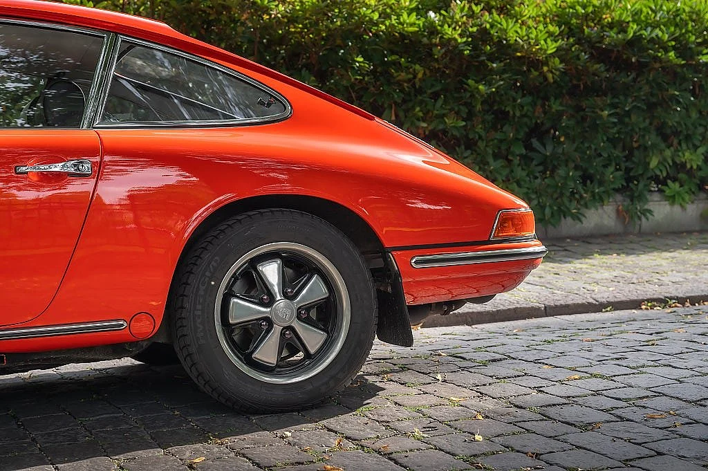 Image of 1968 Porsche 911 (11)