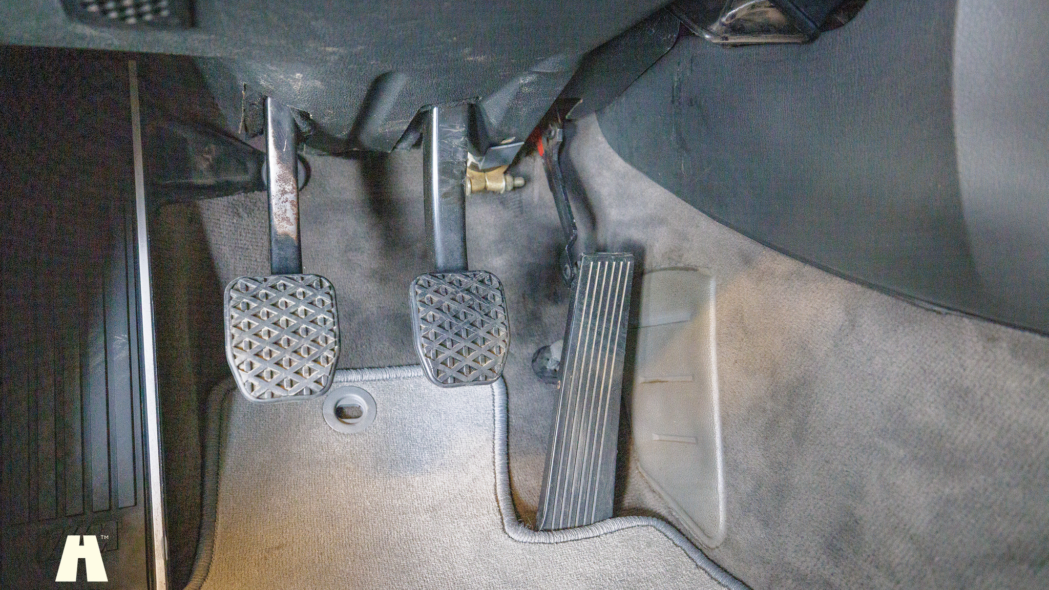 Interior image of 1988 BMW E30 M3 EVO II