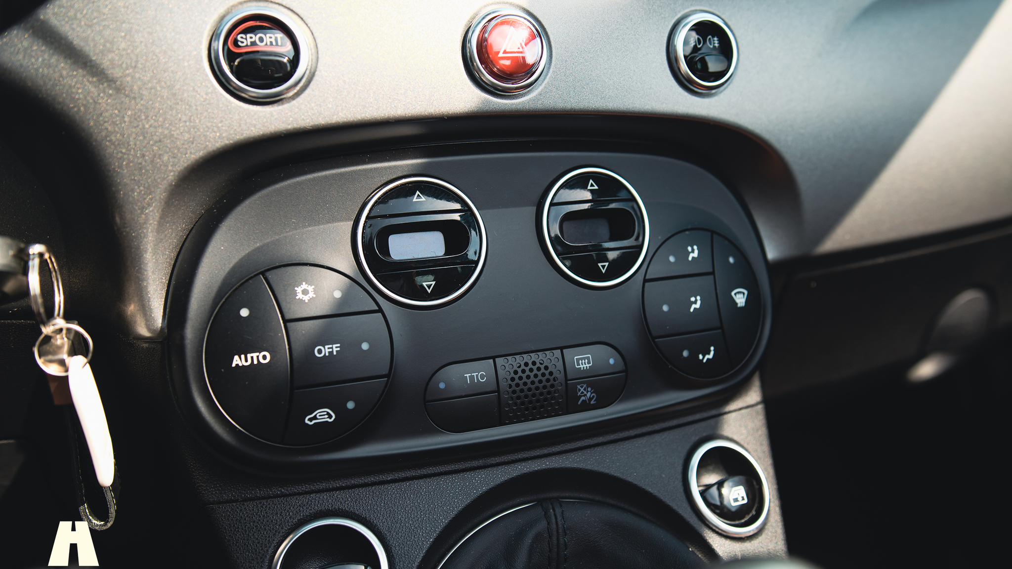 Interiörbild 2018 Abarth 595 Turismo CAB