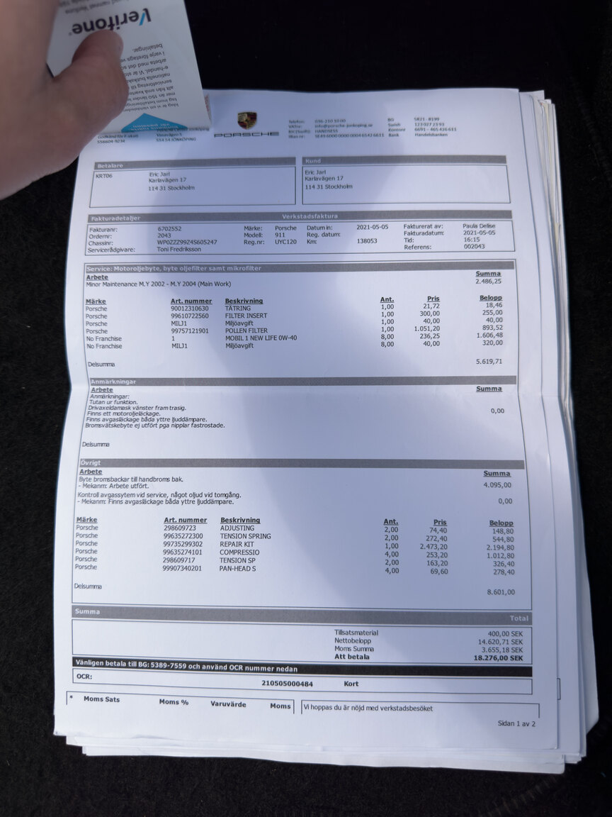 Dokumentation för 2004 Porsche 911 Carrera 4