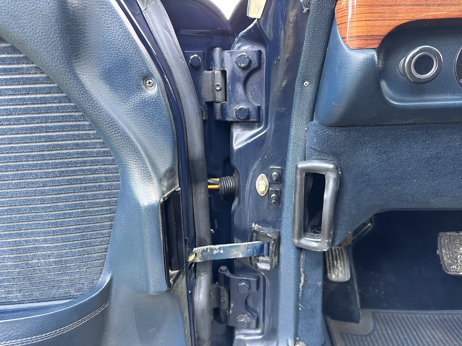 Interiörbild 1975 Mercedes-Benz 450 SEL 6.9 Bepansrad 