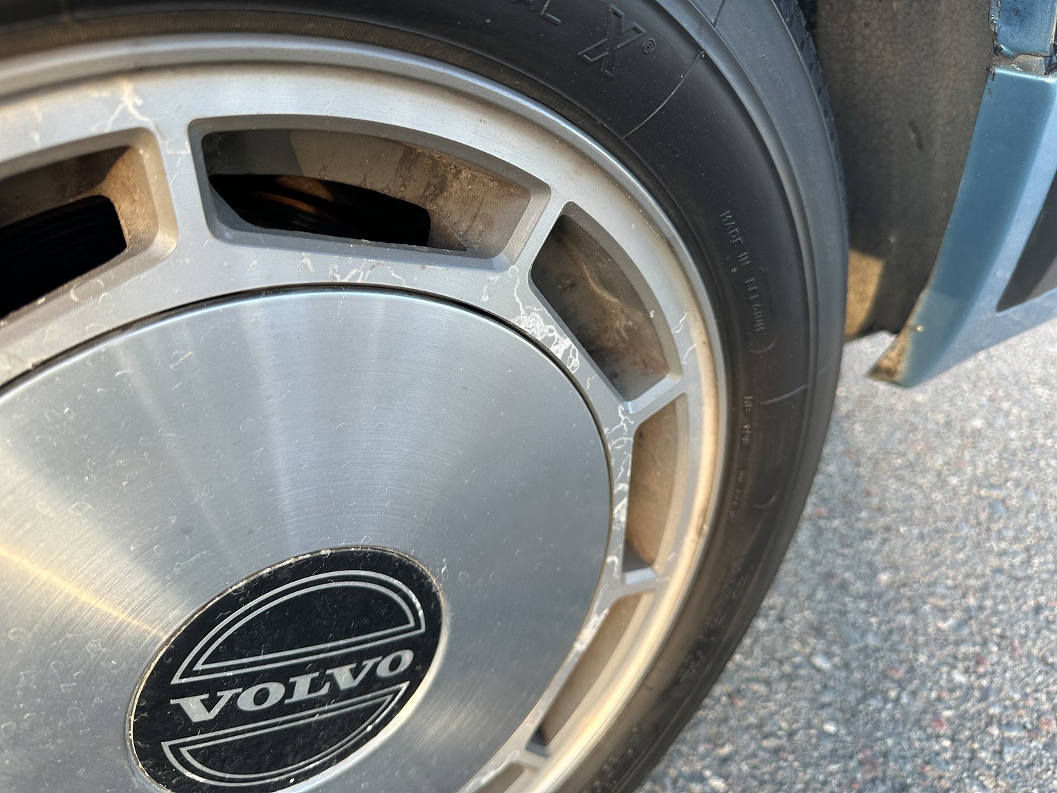 Exterior image of 1985 Volvo 760 GLE 2.8 V6 Automatisk