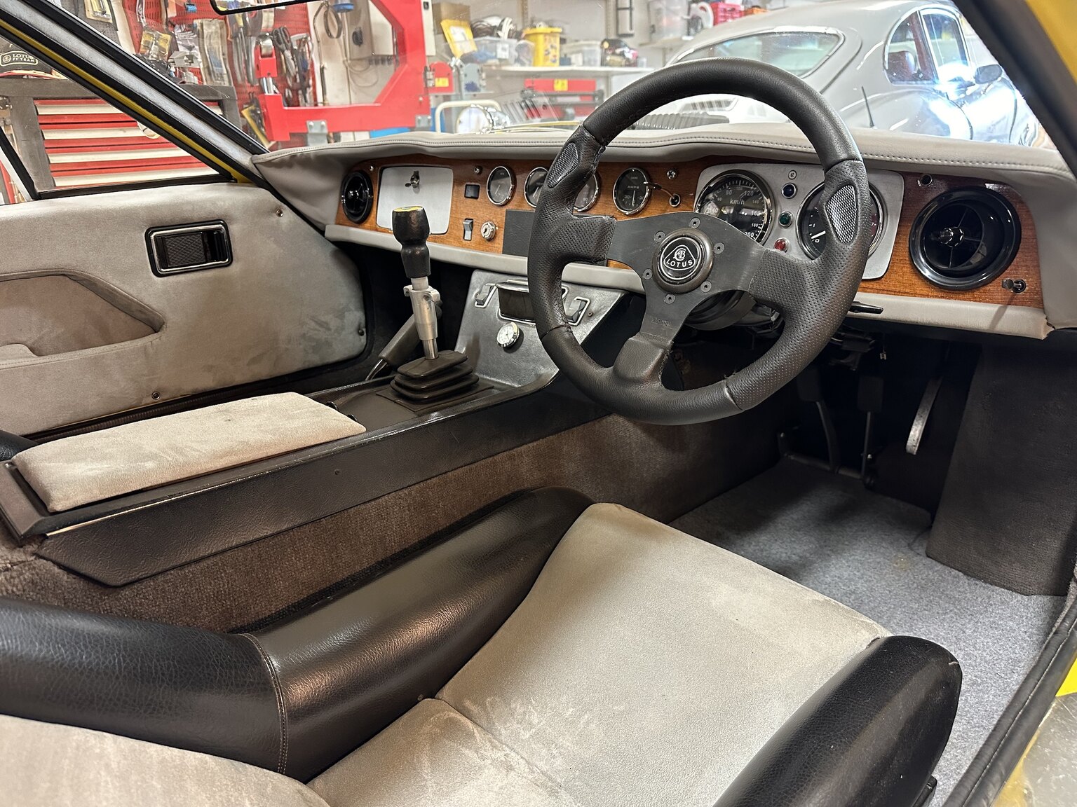 Innenraumfoto von 1970 Lotus Europa S2