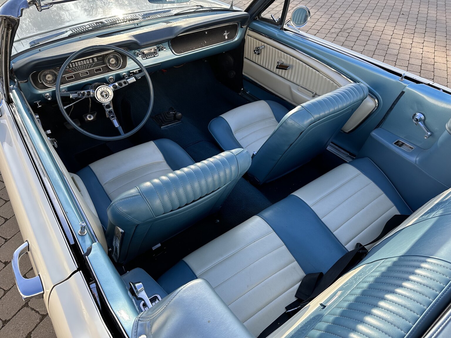 Interiörbild 1966 Ford Mustang Convertible