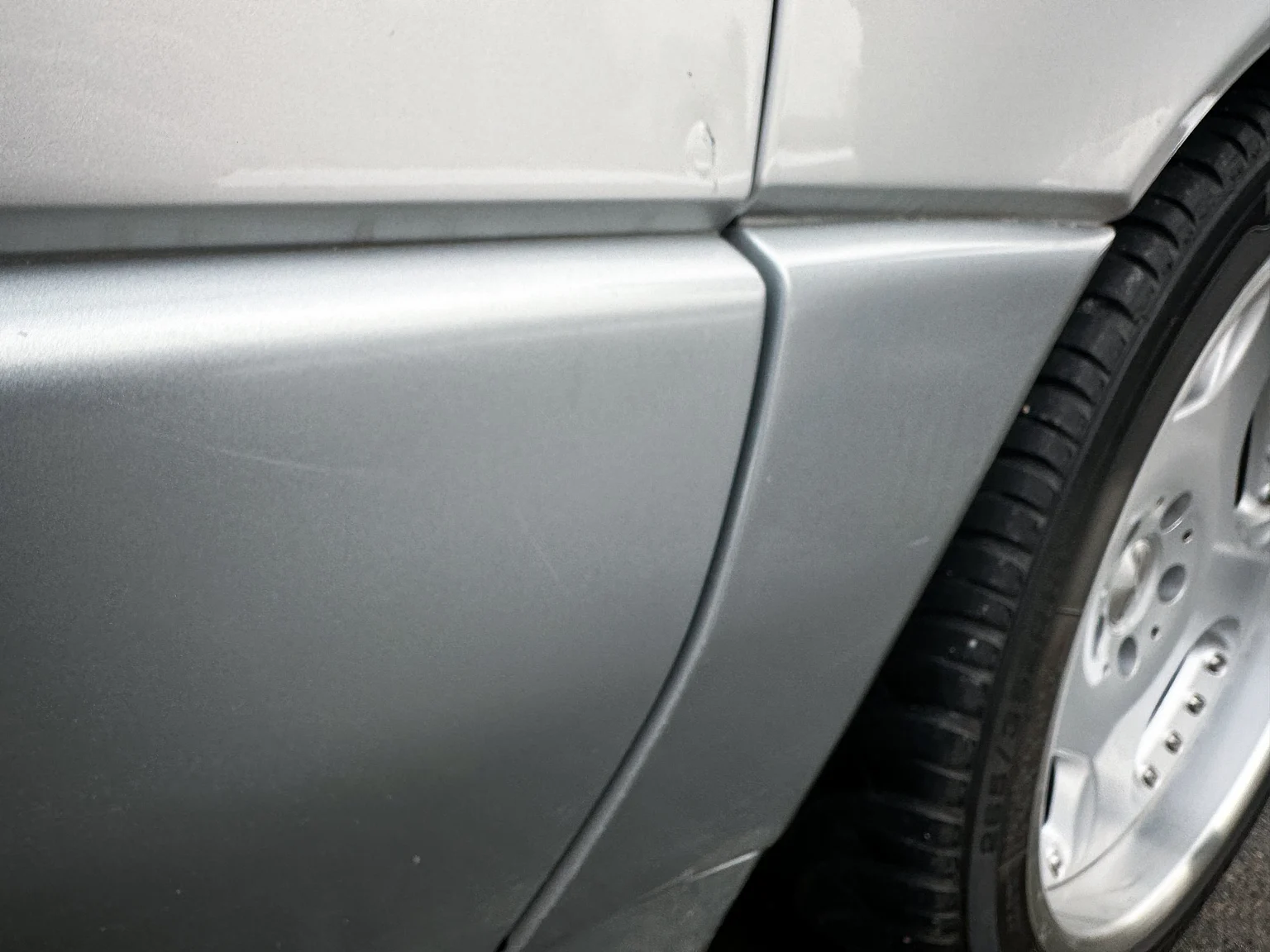 Exteriörbild på 1993 Mercedes-Benz 600 SL (65)