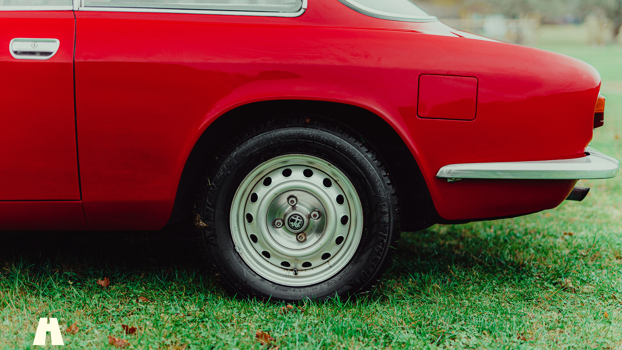 Exterior image of 1972 Alfa Romeo Giulia GT 1300 Junior