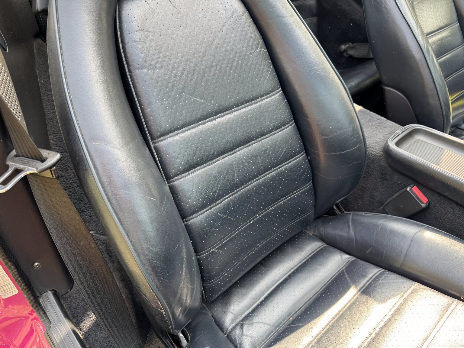 Interior image of 1990 Porsche 944 S2 Convertible