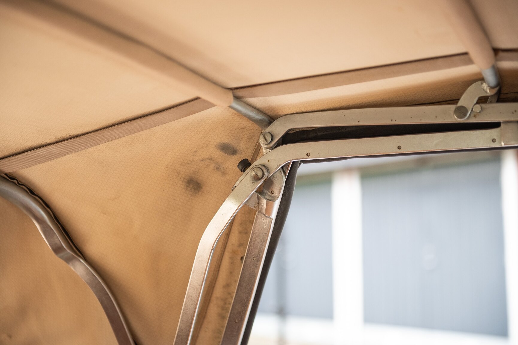 Innenraumfoto von 1968 Mercedes-Benz 280 SL Pagoda (93)