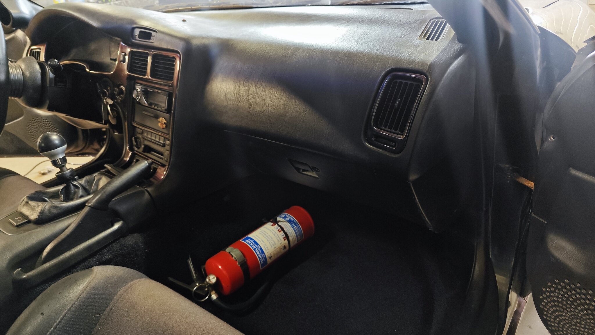 Interior image of 1991 Toyota MR2 Turbo GT-S