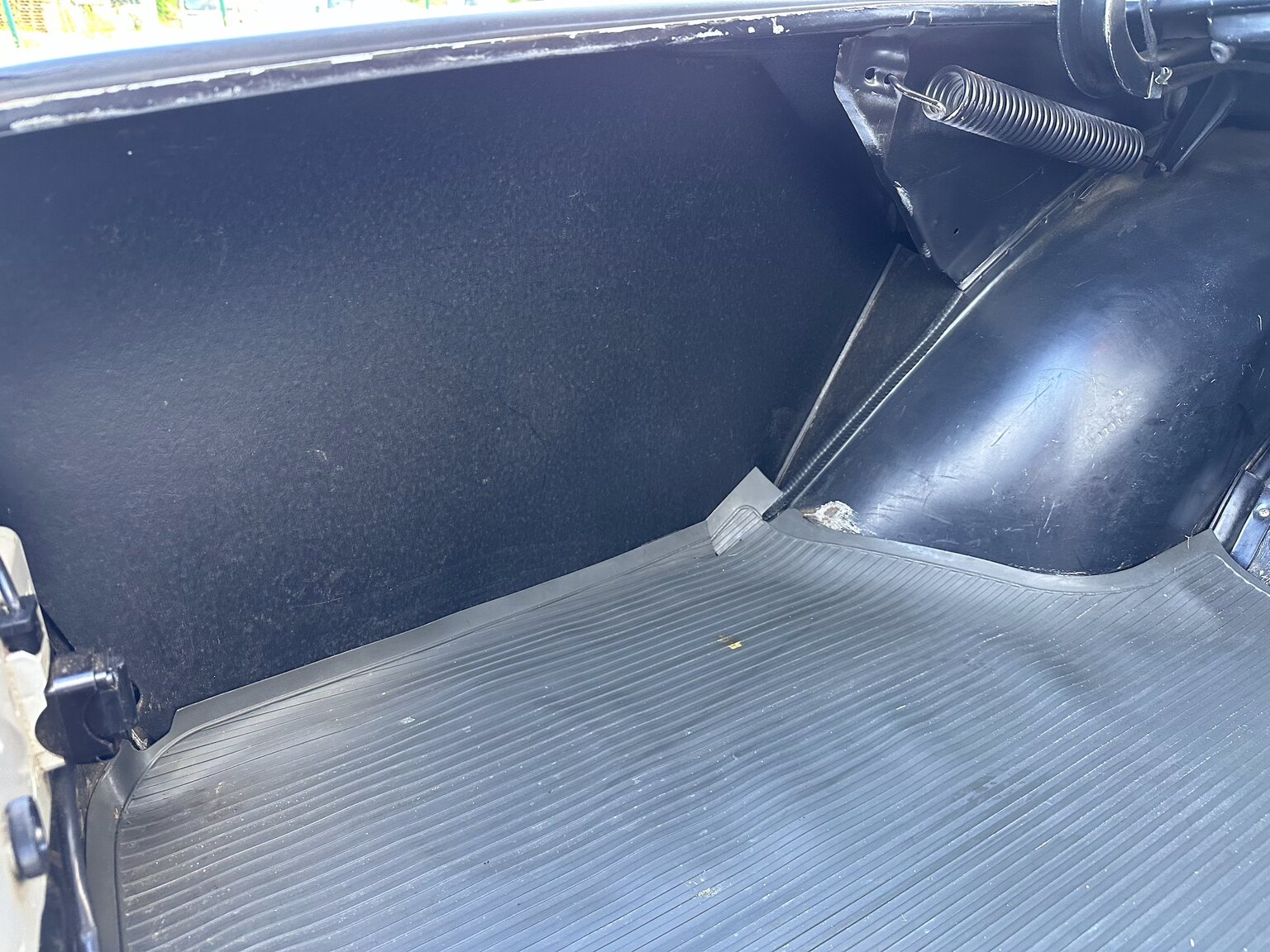 Interiörbild 1975 Mercedes Benz 200