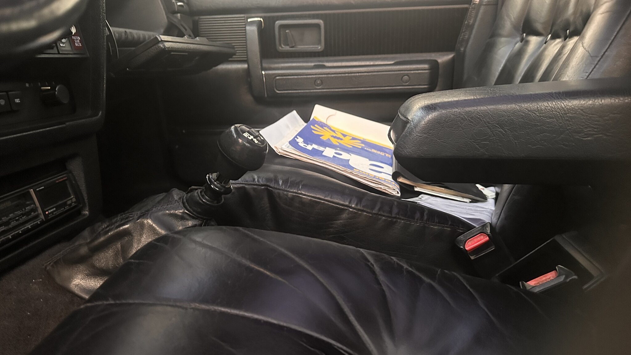 Interiörbild 1981 Volvo 244 GLE D6