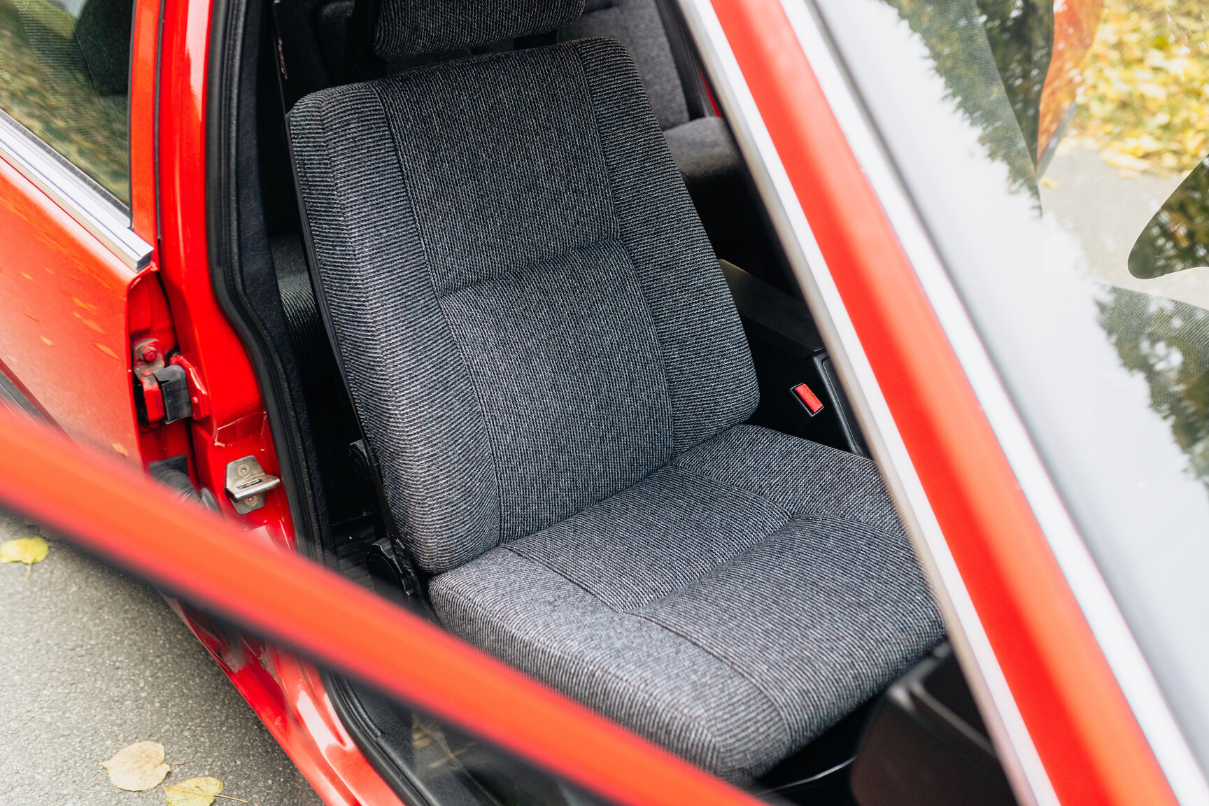 Interior image of 1990 Volvo 740 GL 2.3