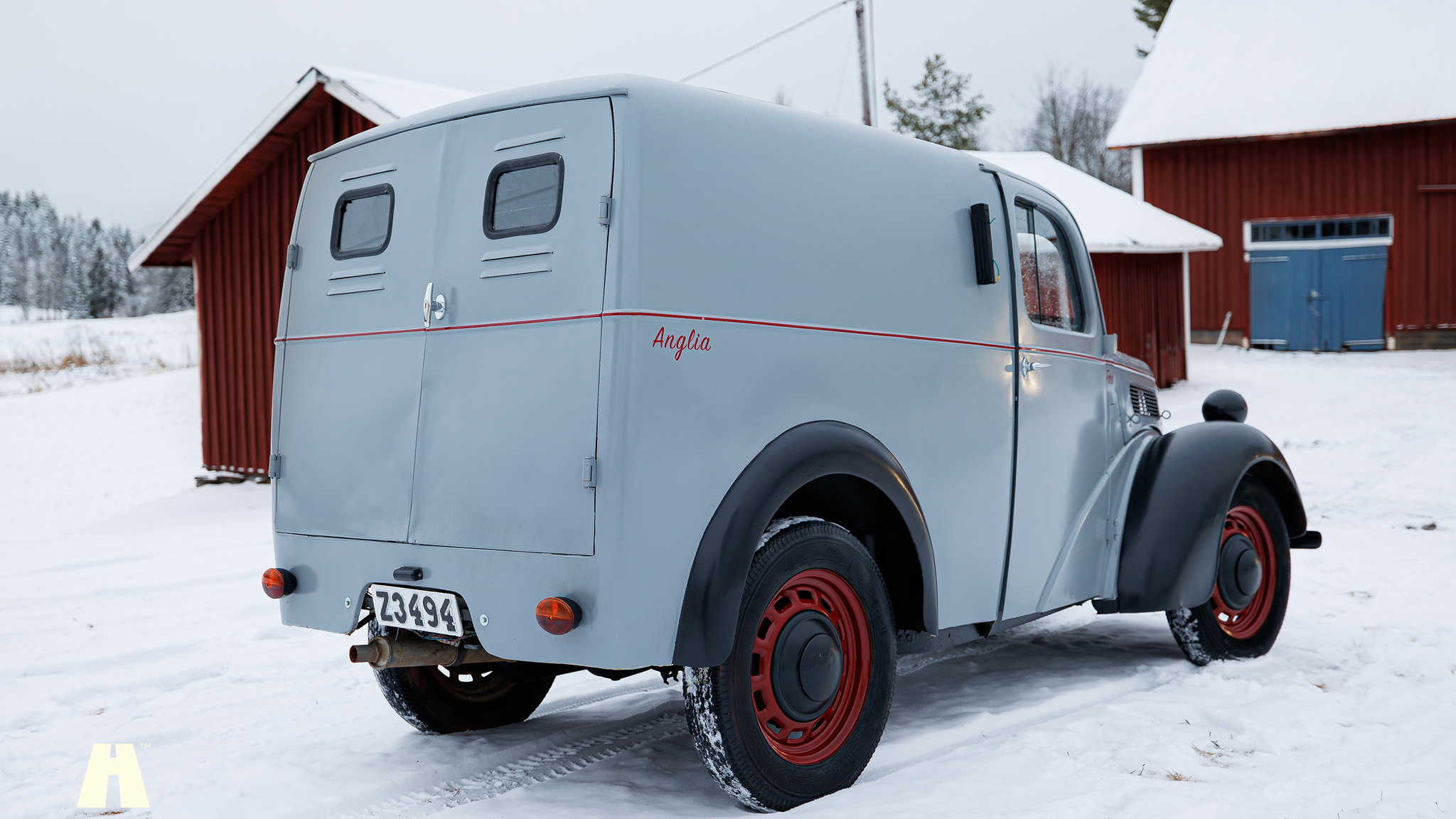 Exterior image of 1952 Ford E4930 Van (5)