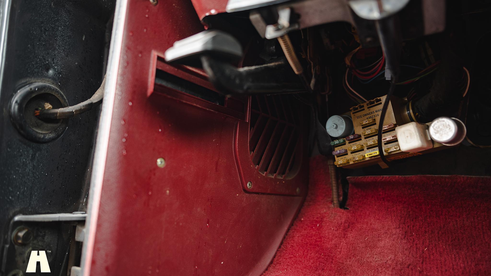Interior image of 1986 Dodge Ramcharger