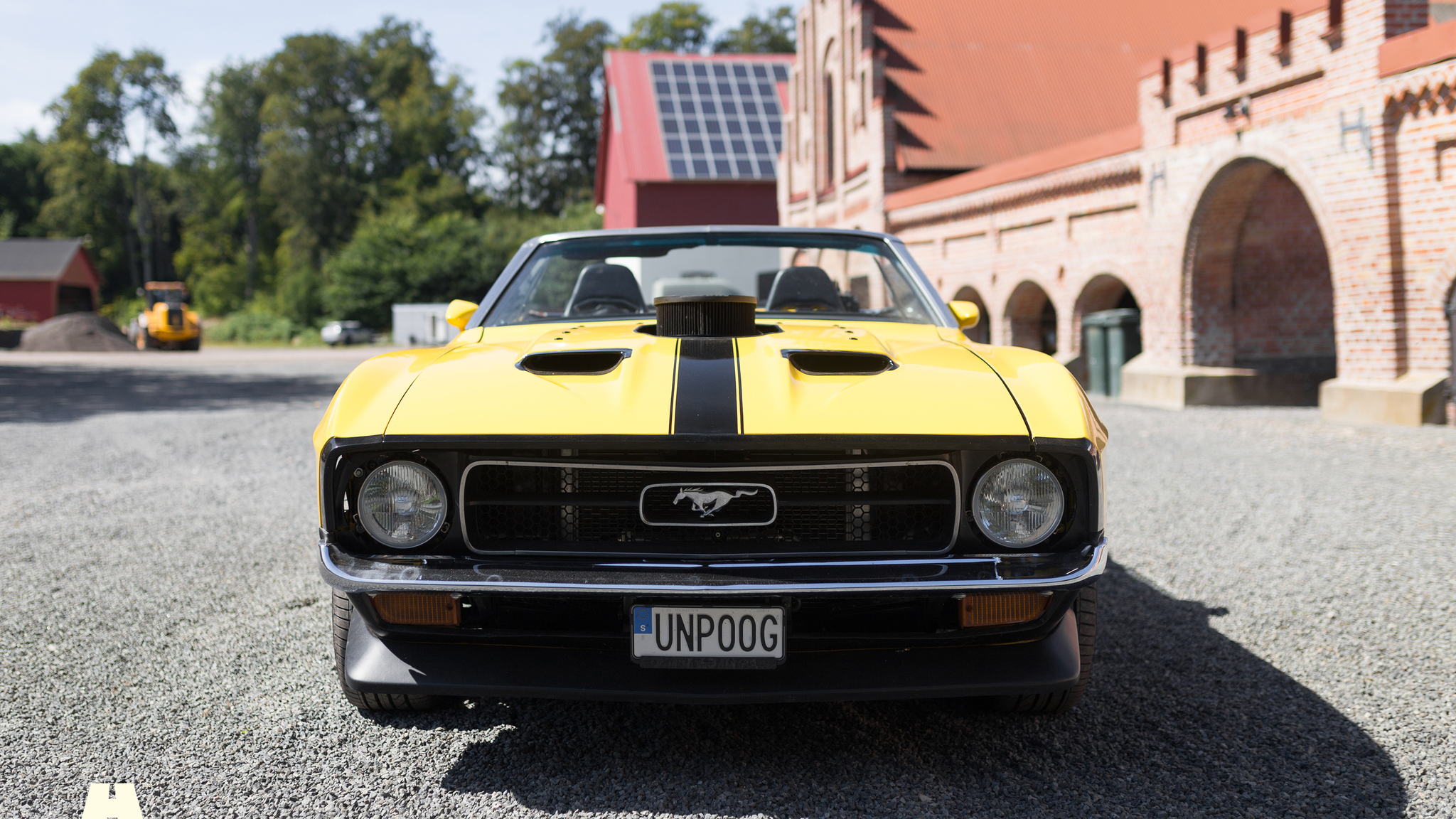 Exterior image of 1971 Ford Mustang 429 Cabriolet (2)
