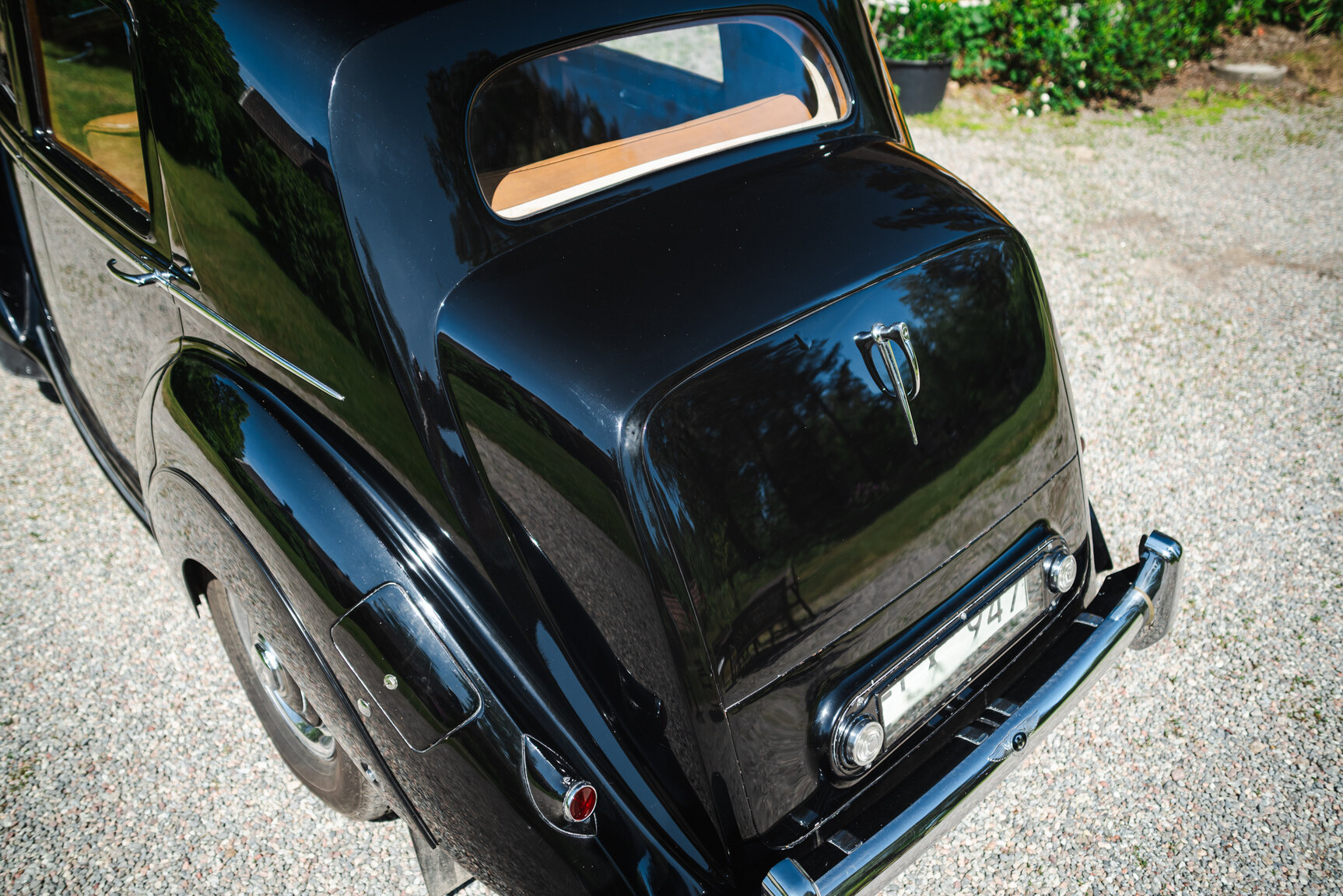 Exterior image of 1950 Bentley 4 1/4 Litre