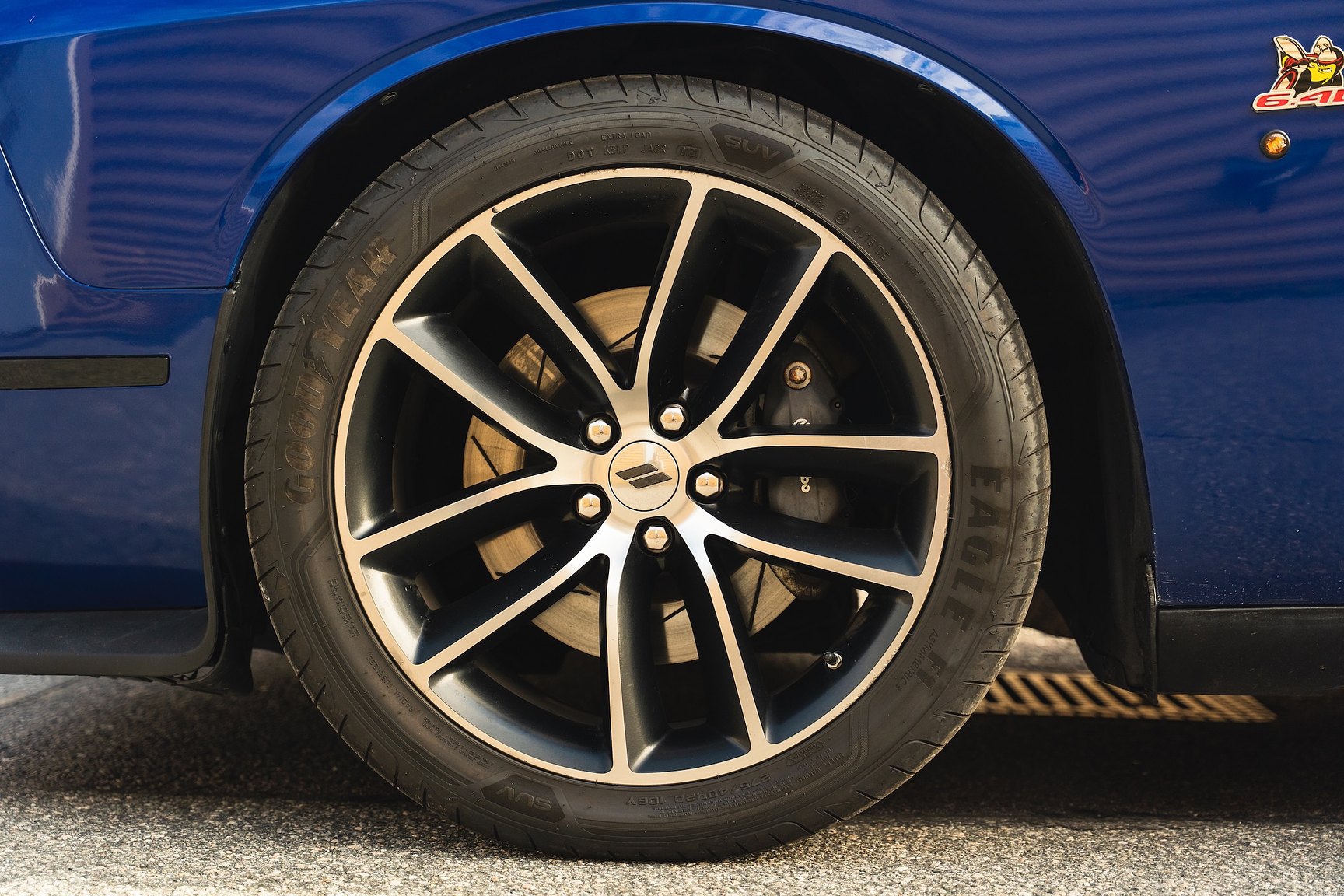 Exterior image of 2018 Dodge Challenger R/T 392