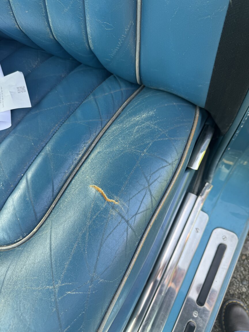 Interior image of 1976 Rolls-Royce Silver Shadow