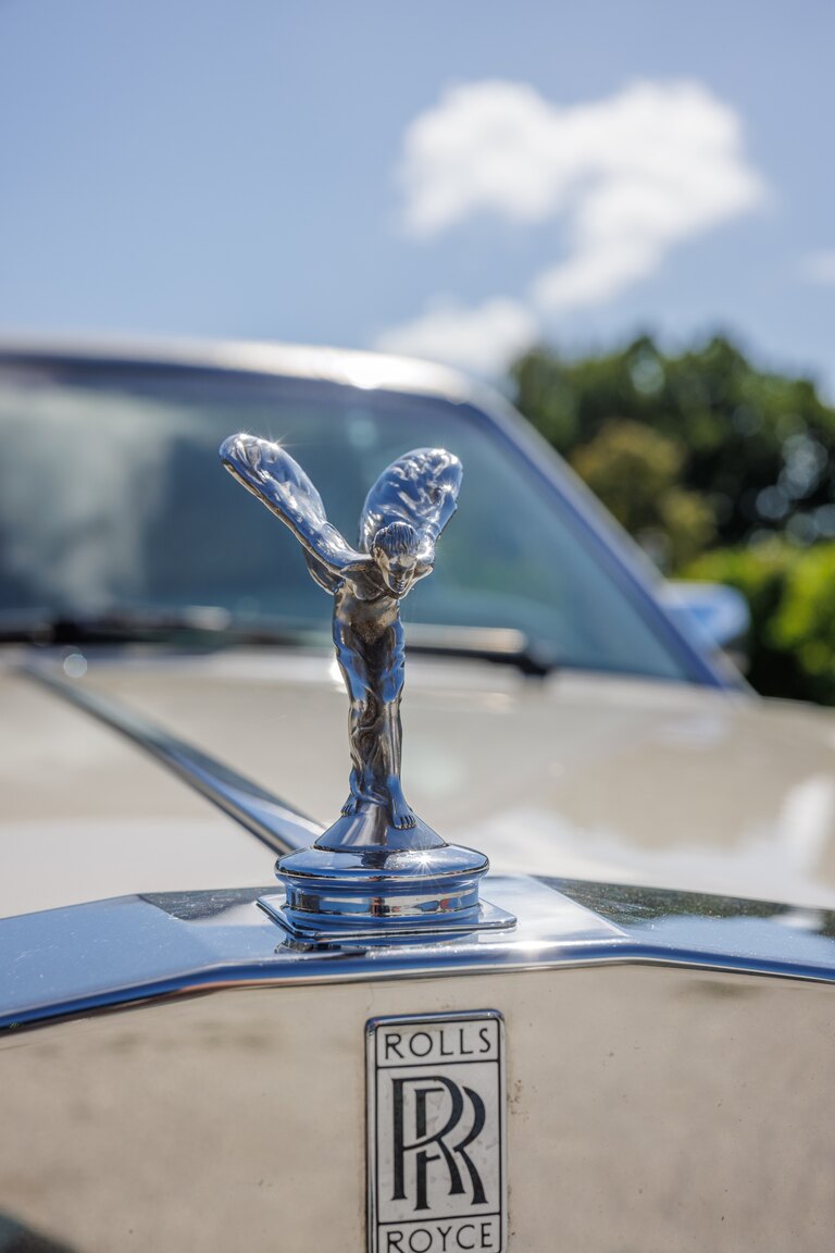 Exterior image of 1991 Rolls Royce Silver Spur LWB