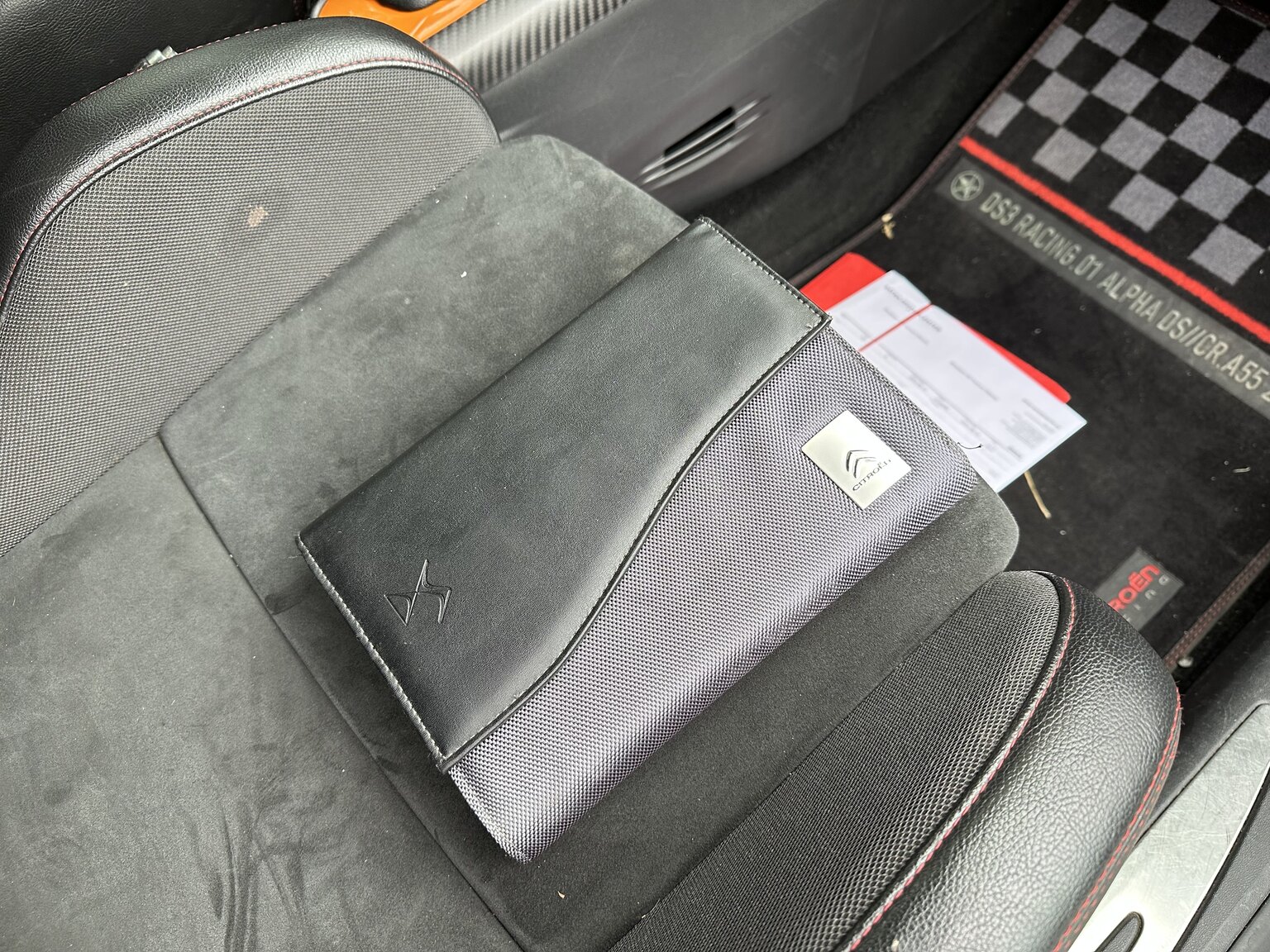 Documentation for 2012 Citroen DS3 Racing  (10)