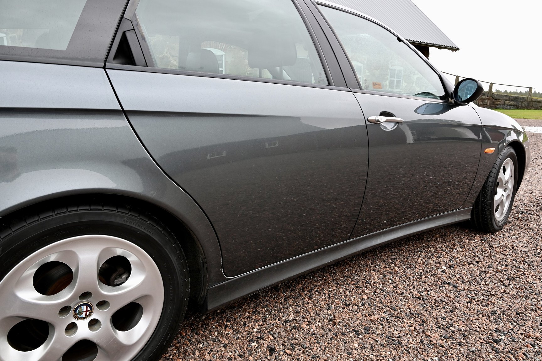 Exteriörbild på 2000 Alfa Romeo 156 Sportwagon TS Selespeed Distinctive