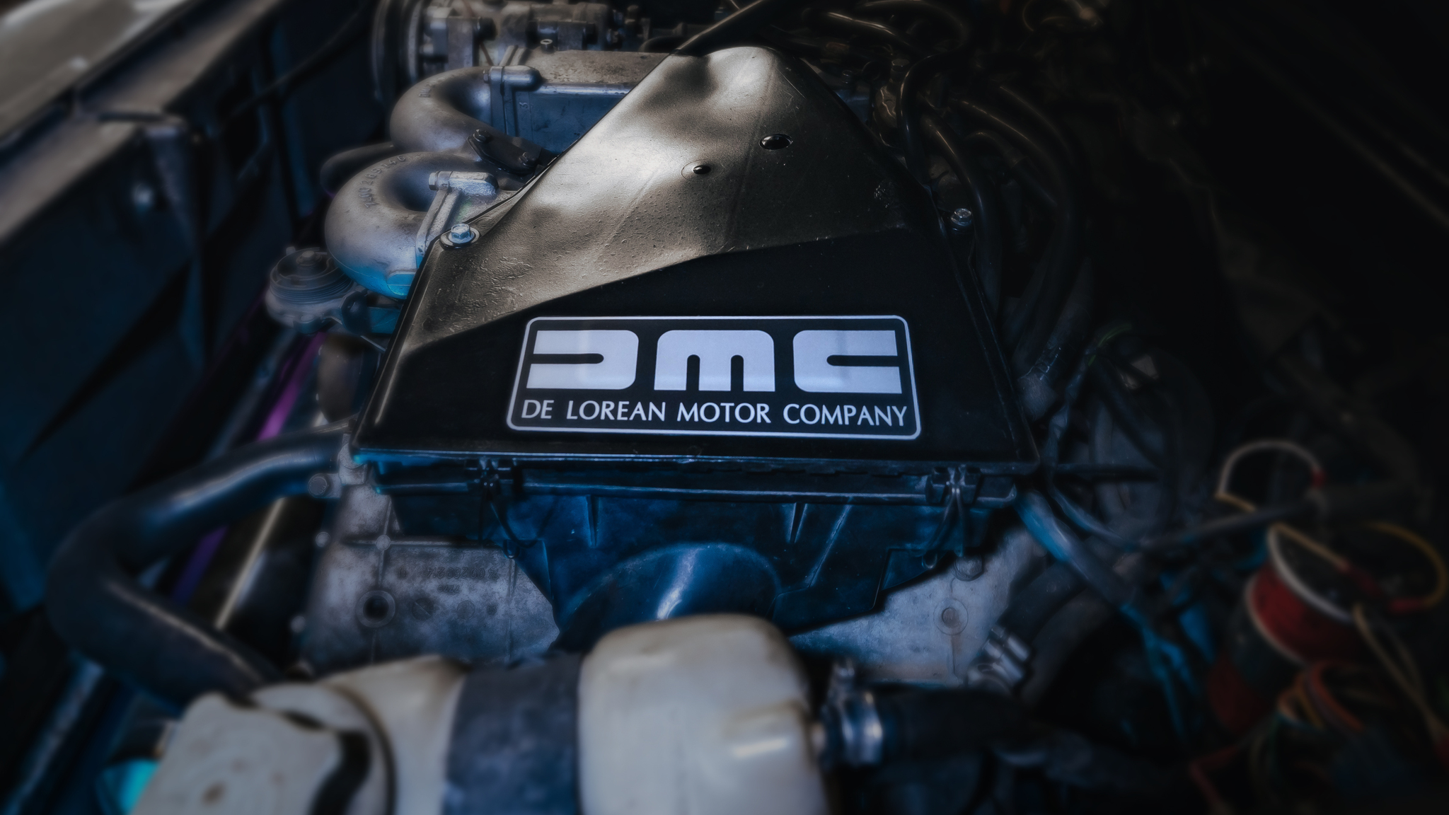 Image of 1981 DMC DeLorean  mechanics