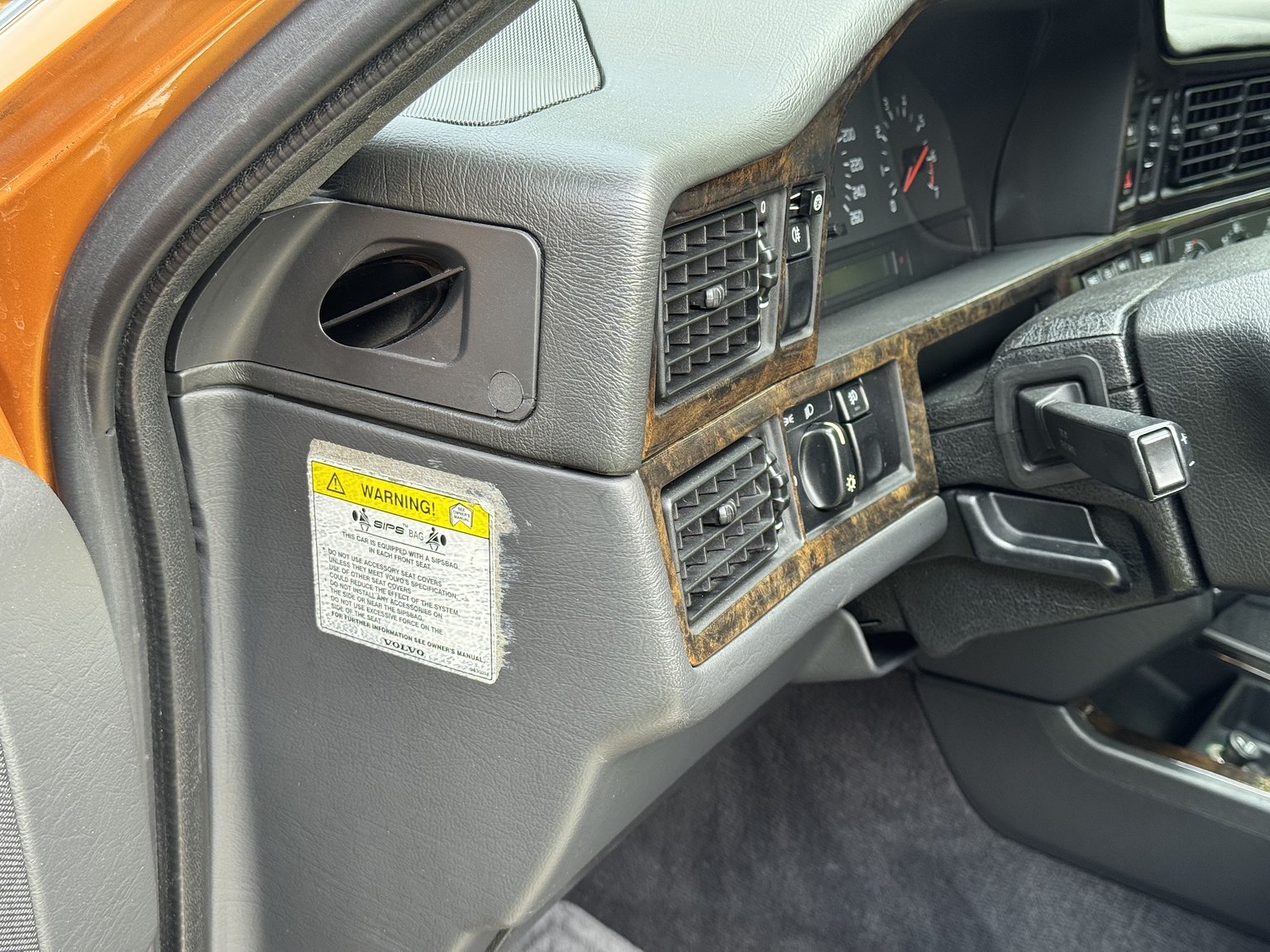 Interior image of 1996 Volvo 850 R