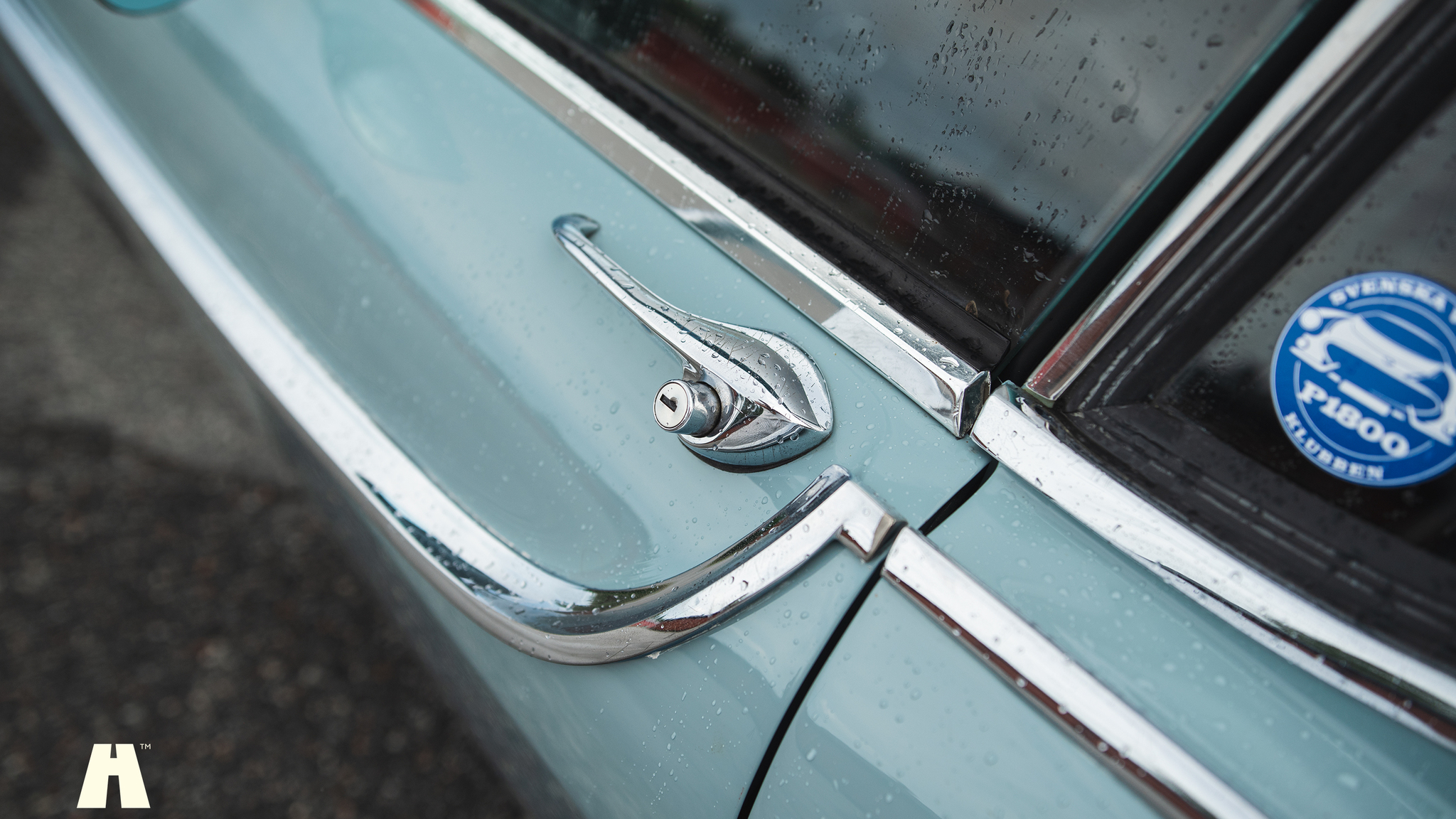 Exterior image of 1966 Volvo P1800 S (34)