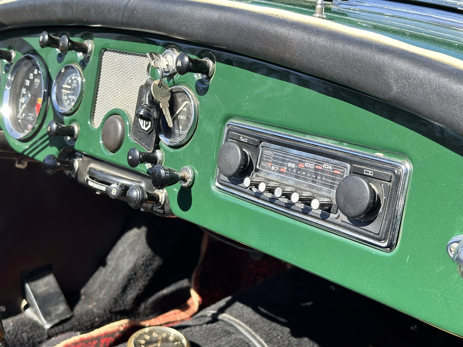 Interiörbild 1957 MGA Roadster (4)