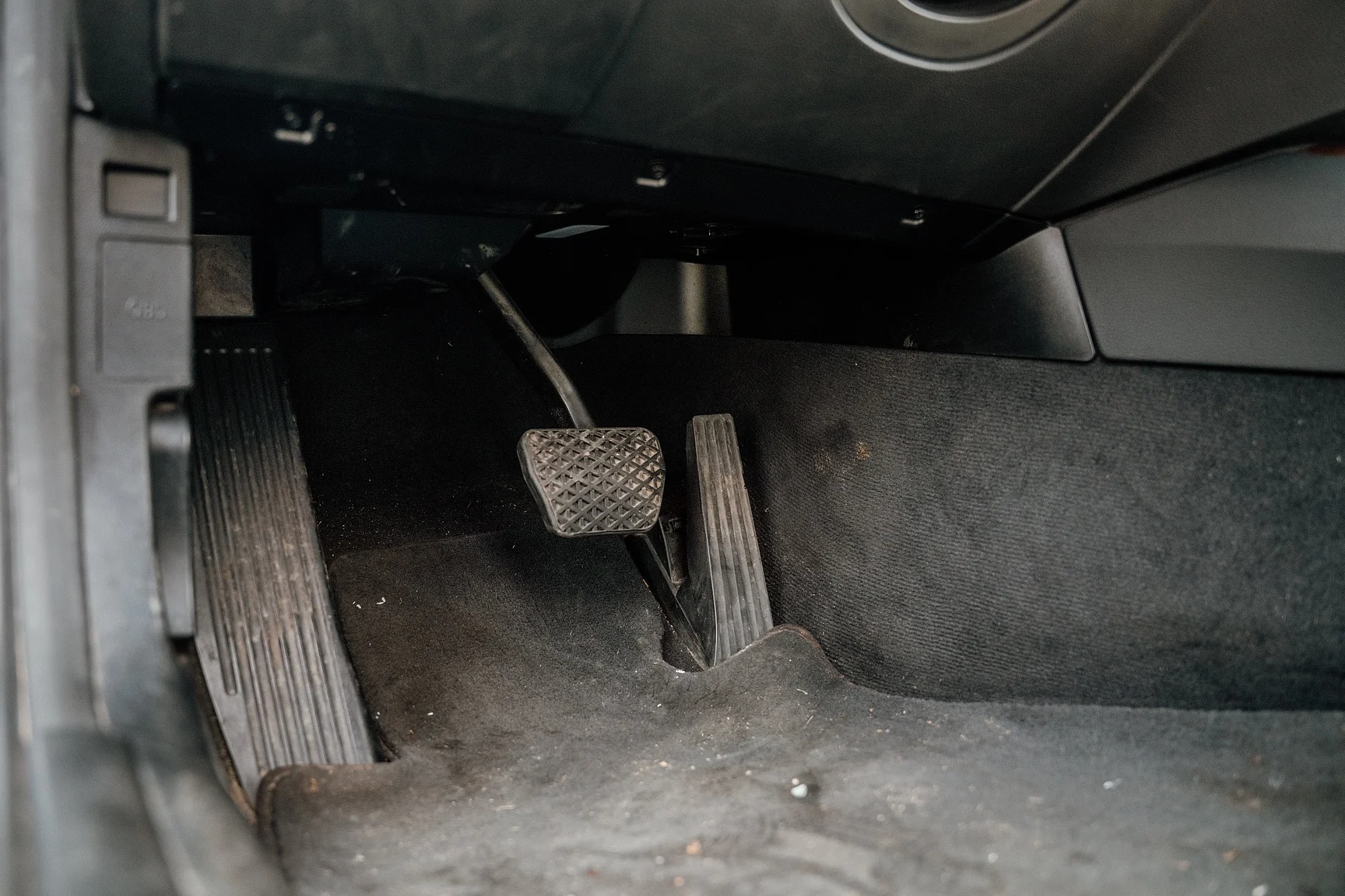 Interiörbild 2010 BMW 325i Sedan (34)