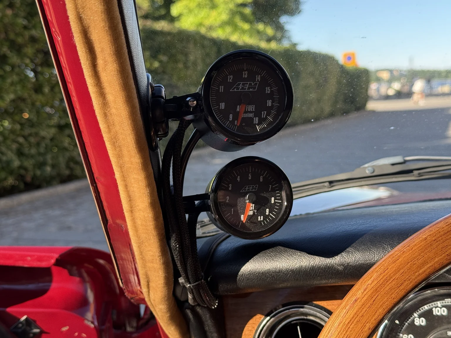 Interior image of 1970 Jaguar XJ12 Performance (17)