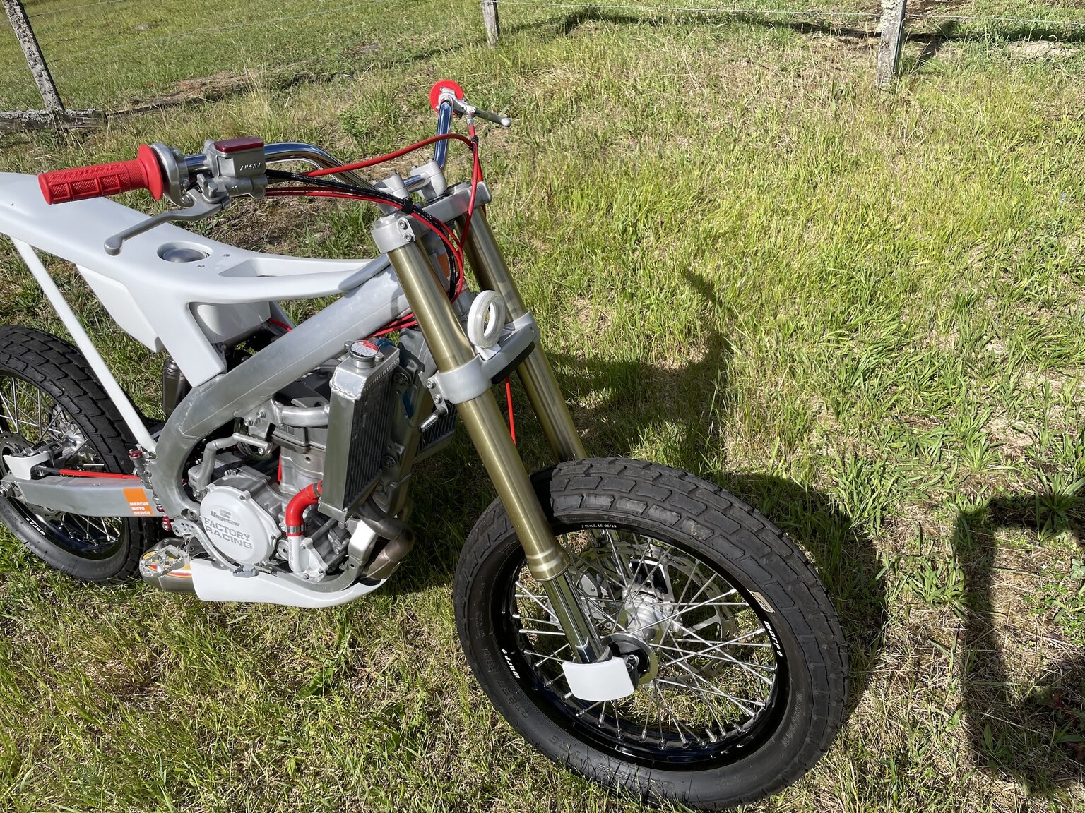 Exteriörbild på 2006 Marcus Moto Design CRF Tracker