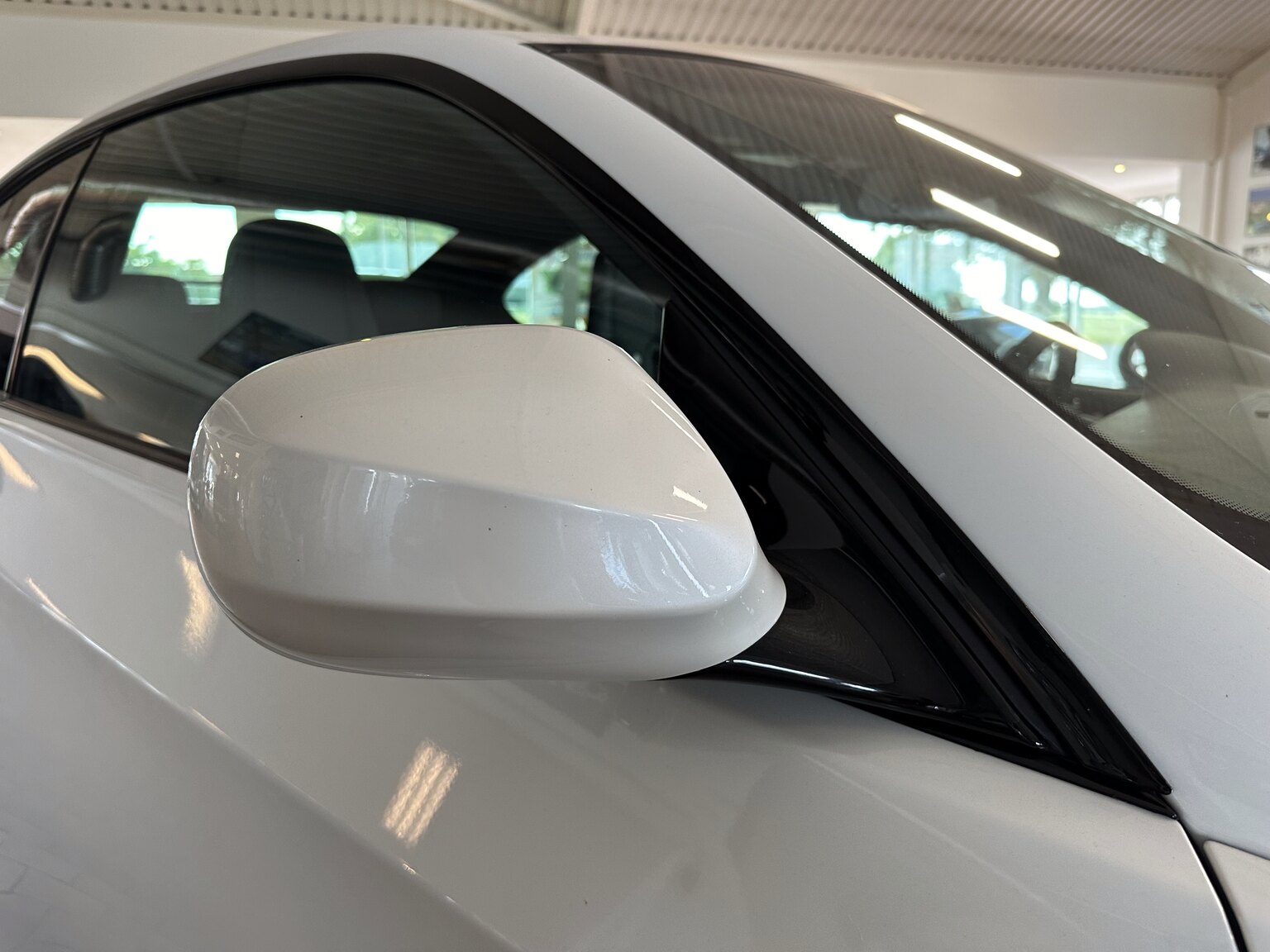 Exterior image of 2012 ALPINA B3 GT3 Switch-Tronic