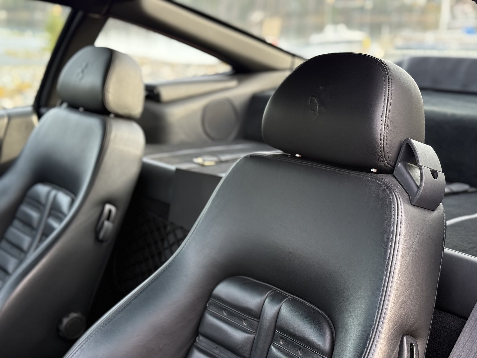 Interiörbild 2003 Ferrari 575M Maranello