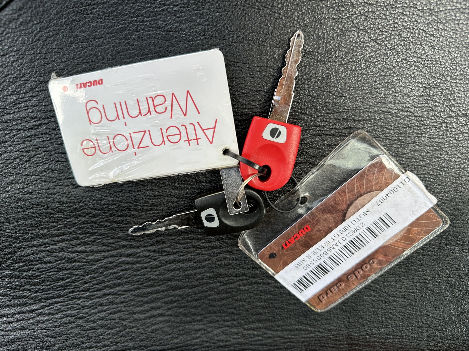 Dokumentation, 2006 Ducati 1000 GT (3)