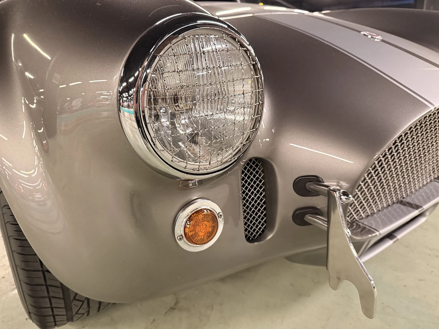 Exteriörbild på 2018 Superformance Cobra (11)